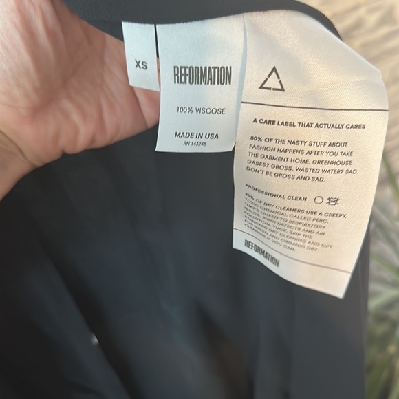 RARE REFORMATION CARINA WRAP DRESS - Picture 9 of 9